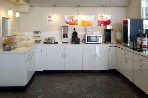 Hotel Quality Inn & Suites