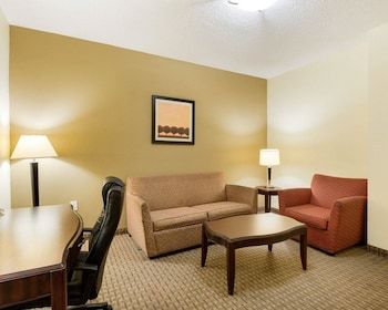 Hotel Quality Inn & Suites