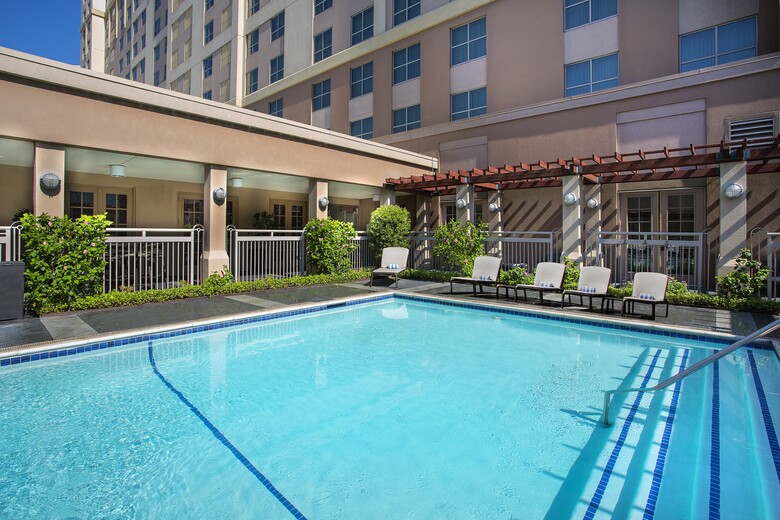 Sheraton Suites Near The Galleria Hotel