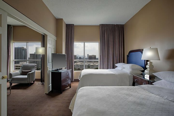 Sheraton Suites Near The Galleria Hotel