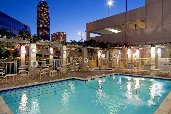 Sheraton Suites Near The Galleria Hotel