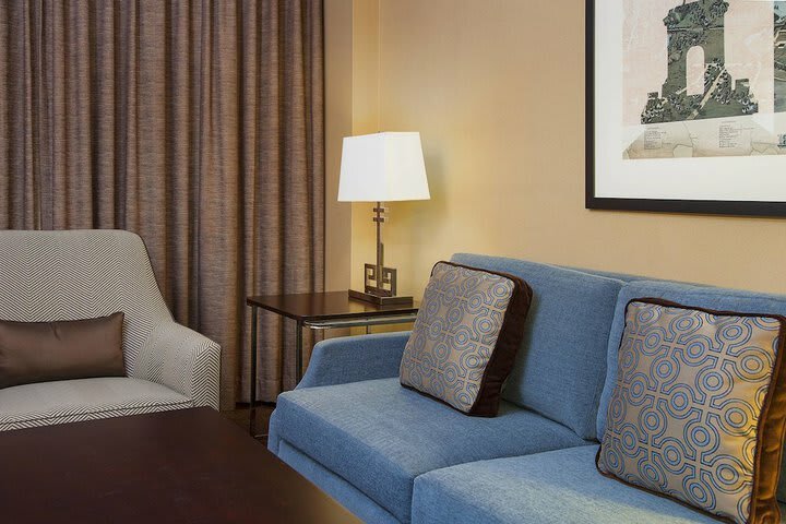 Sheraton Suites Near The Galleria Hotel