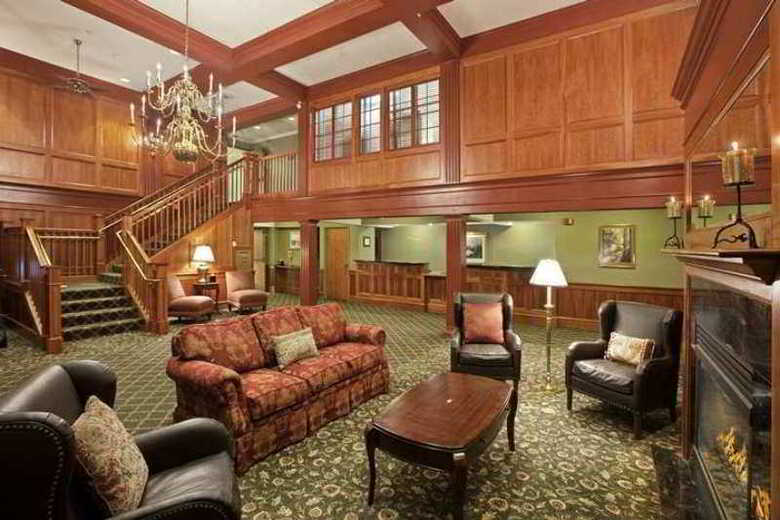 Doubletree Hotel Burlington