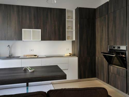 Porta Romana Halldis Apartments