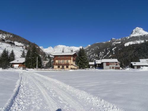 Hostal Villa Americana Chambres D'hotes