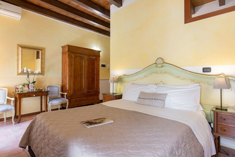 Bed & Breakfast Veronetta House