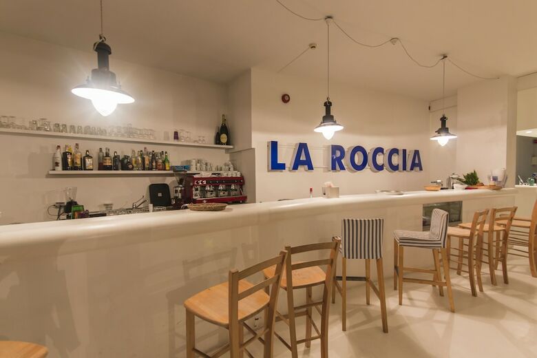 La Roccia Hotel