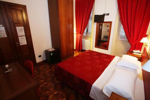Hotel Antica Dimora Mantova City Centre