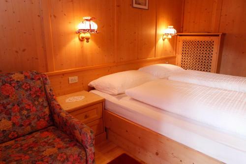 Hotel Garn� Iosc