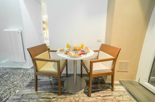 Apartamento Chiaia 32 Deluxe Residence