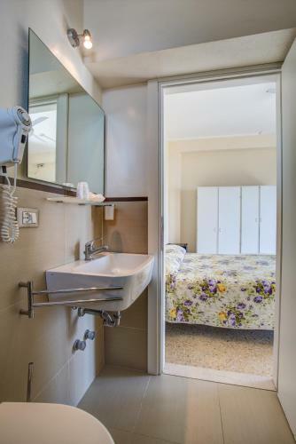 Hotel Deanna