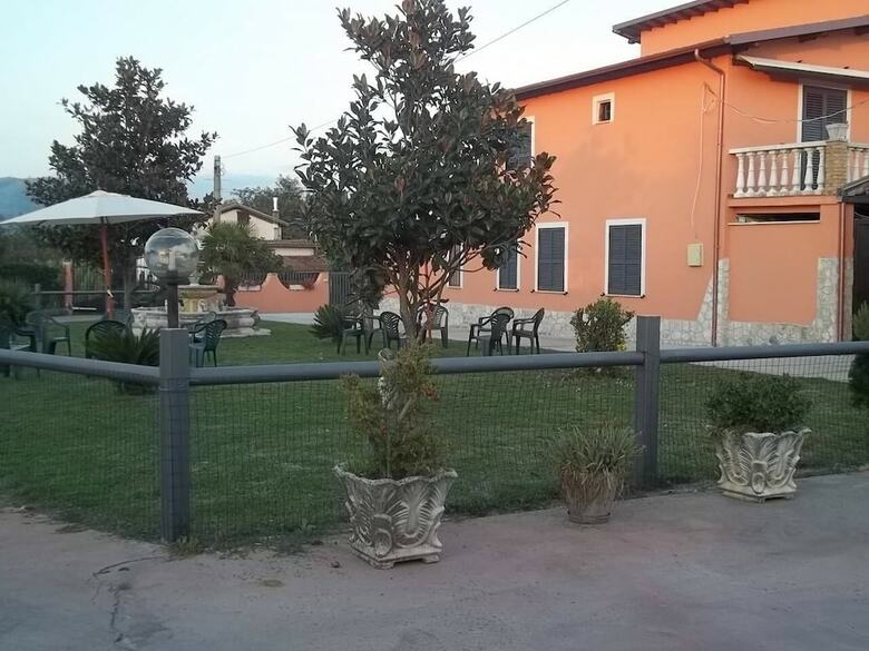 Hostal Ar Colle Guest House