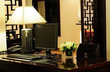 Royal Court Hotel Shanghai