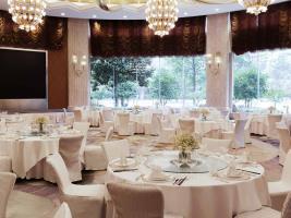 Hotel Pullman Shanghai Skyway