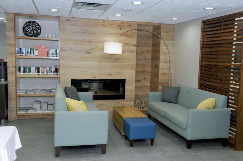 Hotel Comfort Suites Alpharetta