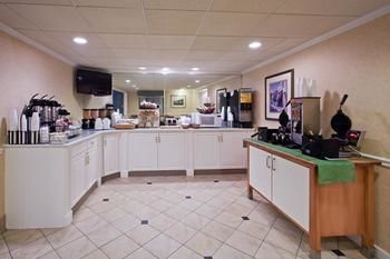 Hotel La Quinta Inn & Suites Tampa East Fairgrounds