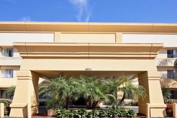 Hotel La Quinta Inn & Suites Tampa East Fairgrounds