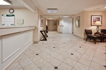 Hotel La Quinta Inn & Suites Tampa East Fairgrounds