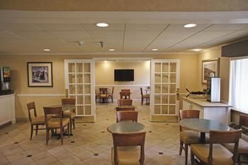 Hotel La Quinta Inn & Suites Tampa East Fairgrounds