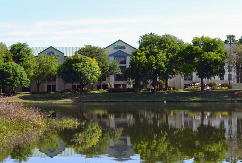 Hotel Holiday Inn Express Tampa/brandon