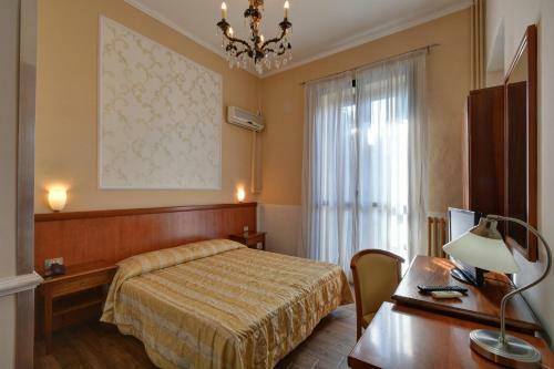 Hotel Universo