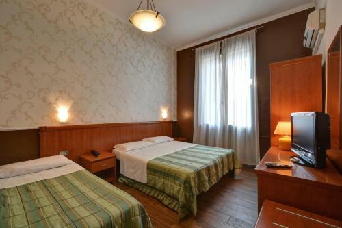 Hotel Universo