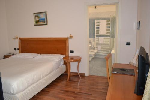 Tricolore Hotel