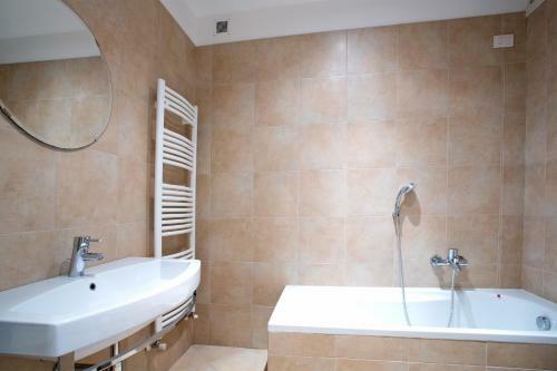 Laglio Apartment