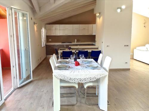 Apartamento Mansarda Porlezza