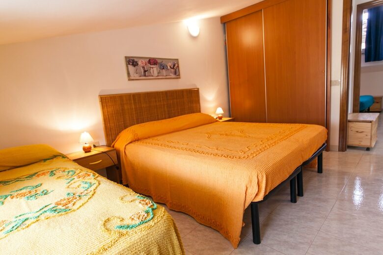 Apartamento Vacanze Simius