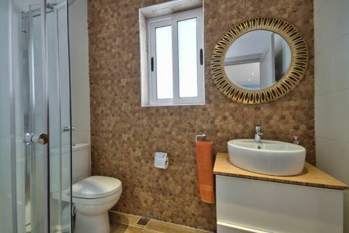 Amazing 4-bedroom Sliema Town House With Jacuzzi