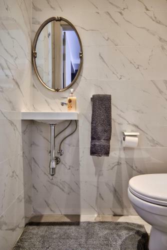 Amazing 4-bedroom Sliema Town House With Jacuzzi