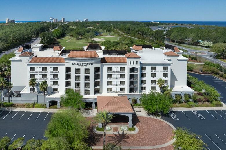 Hotel Courtyard By Marriott