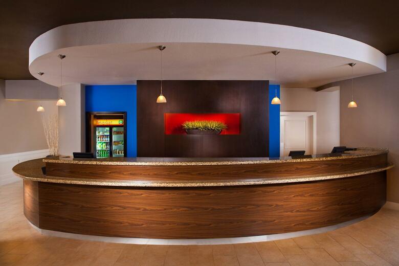 Hotel Courtyard By Marriott
