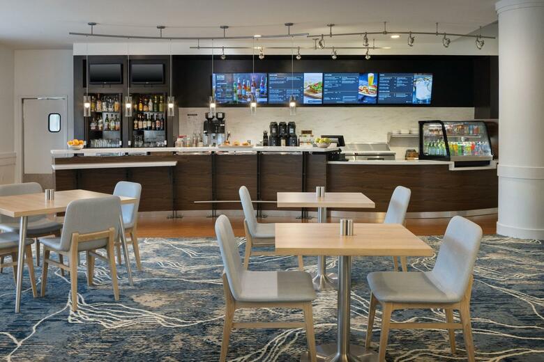 Hotel Courtyard By Marriott