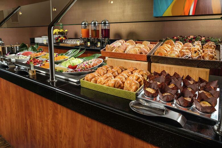 Doubletree Hotel Carson Civic Plaza
