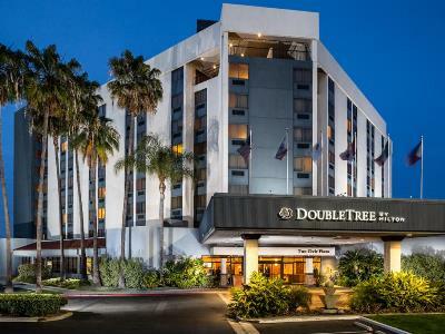 Doubletree Hotel Carson Civic Plaza