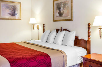 Hotel Econo Lodge Inn & Suites