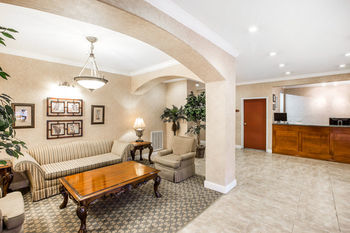 Hotel Econo Lodge Inn & Suites