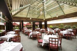 Hotel Doubletree Guests Suites & Conference Center