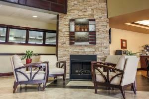 Hotel Comfort Suites