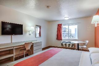 Hotel Motel 6 Boston Framingham
