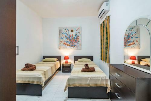 Fleur Apartment