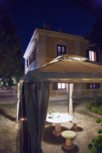 Hostal Affittacamere Villa Gigli