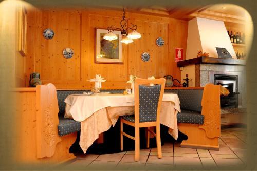 Hotel Albergo Genzianella