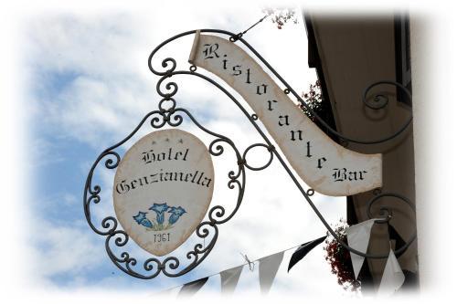 Hotel Albergo Genzianella