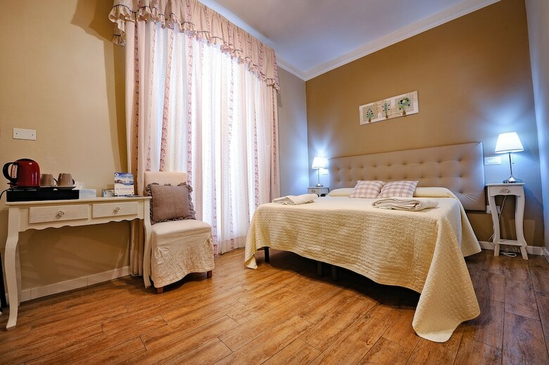 Hostal Onda Marina Rooms