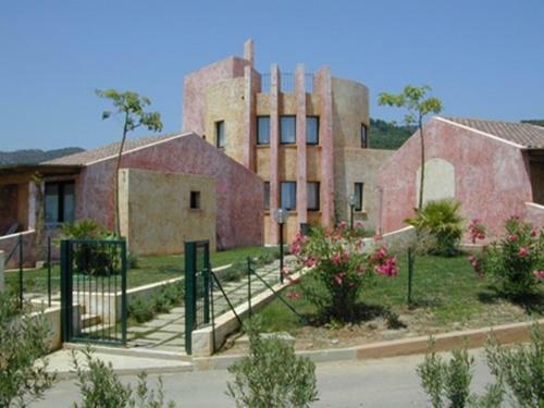 Apartamento Il Borgo Di Porto Corallo