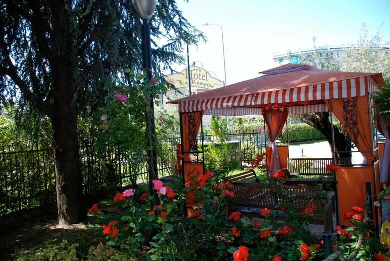 Hotel Ristorante La Rampina