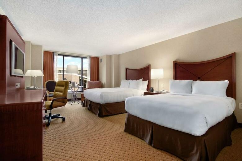 Hotel Hilton Washington Dulles Airport